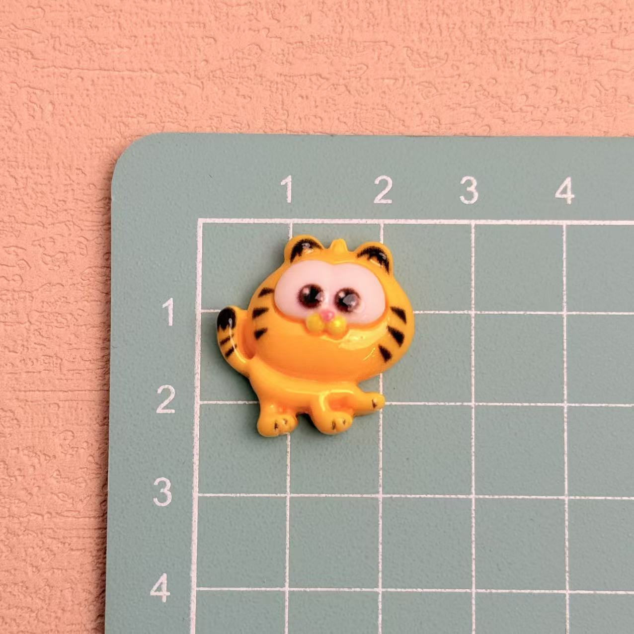 50 adet Garfield Karikatür Sev - Crafting Resin incelemesi ve fiyatı